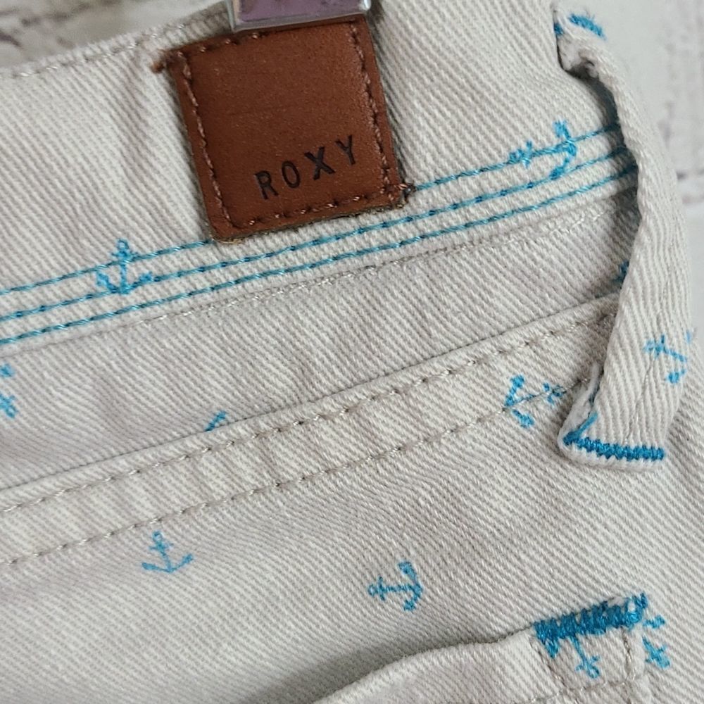 Roxy Anchor Print Denim Cutoff Shorts Gray Turquoise Nautical Shortie 5/27 Surf - Picture 11 of 11